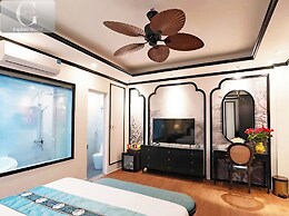 GRAD Queen Luxury Hotel