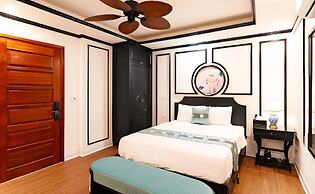 GRAD Queen Luxury Hotel