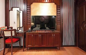 GRAD Queen Luxury Hotel