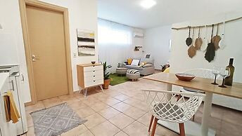 Relaxing Studio Apt 1 min to Highway Parking