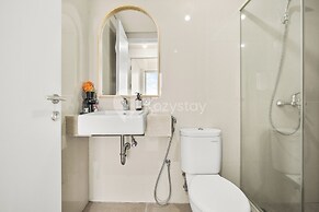 Aruna by Kozystay - Paskal