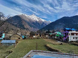 New Brahma Guesthouse