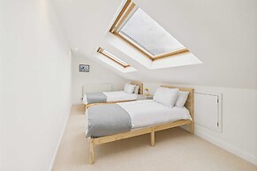 Host Stay Salty Place
