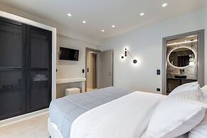 Lithia Exclusive Villas