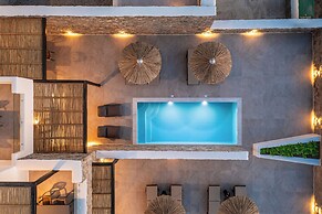 Lithia Exclusive Villas