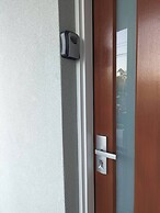 Immaculate Entire House in Chermside West 2-beds