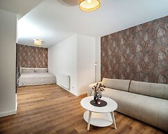 Cozy 9 Hotel
