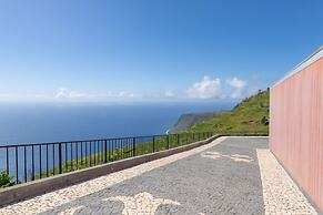 Villa Leonor Cliffside Retreat