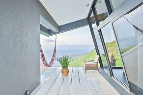 Villa Leonor Cliffside Retreat