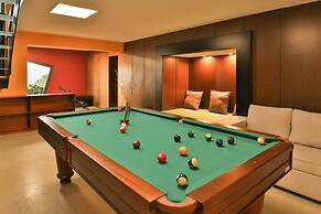 Villa Leonor Cliffside Retreat