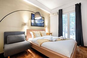 Starry Nights - Elegent Studio in Athens