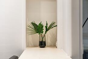 Starry Nights - Elegent Studio in Athens