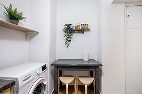 Starry Nights - Elegent Studio in Athens