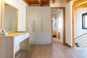 Villa Bianca With Jacuzzi