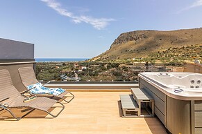 Villa Bianca With Jacuzzi