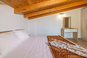 Villa Bianca With Jacuzzi