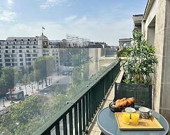 1610 Champs-Élysées