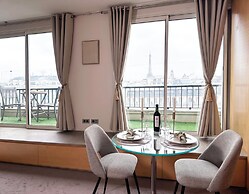 1610 Champs-Élysées