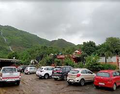 Hotel Krushnai Athavan Farm House