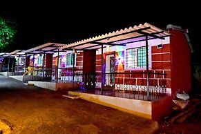 Hotel Krushnai Athavan Farm House
