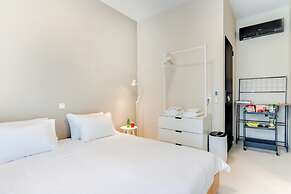 Astra Beach Studio 1
