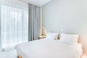 Astra Beach Studio 1