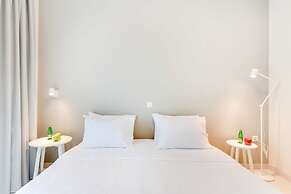 Astra Beach Studio 1