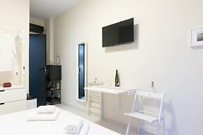 Astra Beach Studio 3