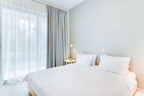 Astra Beach Studio 3