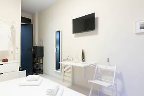 Astra Beach Studio 4