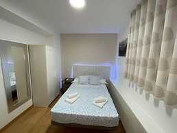 HOSTAL QUINTA SANTILLAN