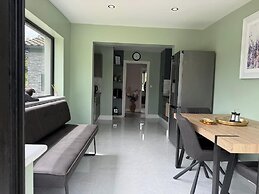 Cherry Chirp Cottage in County Fermanagha