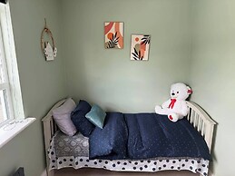 Cherry Chirp Cottage in County Fermanagha
