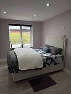 Cherry Chirp Cottage Fermanagha