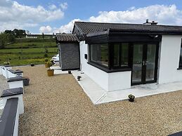 Cherry Chirp Cottage in County Fermanagha