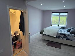 Cherry Chirp Cottage Fermanagha