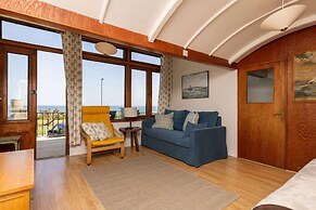 Historic Railway Home - Selsey Seafront