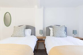 Historic Railway Home - Selsey Seafront