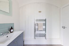 Historic Railway Home - Selsey Seafront