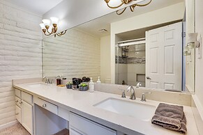 6 Mi to Old Town Scottsdale: Spacious Family Home