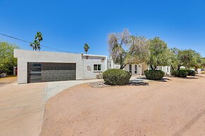 6 Mi to Old Town Scottsdale: Spacious Family Home