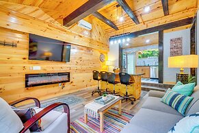 2 Mi to the Island in Pigeon Forge: Serene Escape