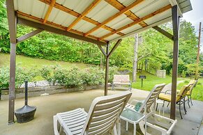 2 Mi to the Island in Pigeon Forge: Serene Escape