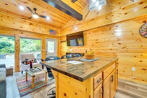 2 Mi to the Island in Pigeon Forge: Serene Escape