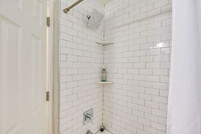 5 Mi to Dtwn Tulsa: Pet-friendly Home!