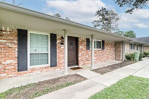 Pool Access: Energy Corridor Townhome in Houston!