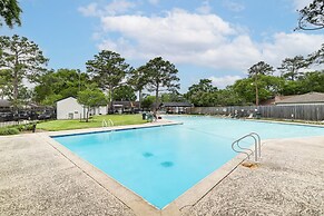 Pool Access: Energy Corridor Townhome in Houston!