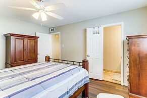 Pool Access: Energy Corridor Townhome in Houston!