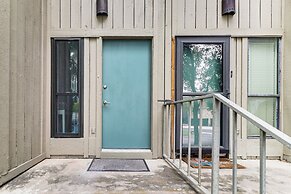 Lakefront Retreat in Horseshoe Bay w/ Private Pier