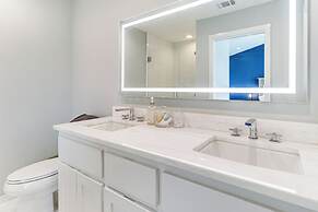 Lakefront Retreat in Horseshoe Bay w/ Private Pier